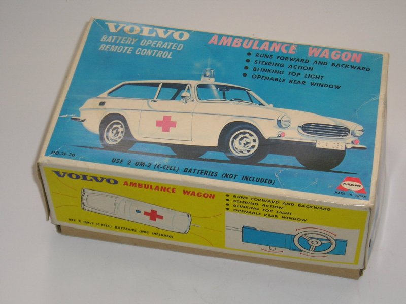MAXICHAMPS 1/43 - VOLVO P 1800 ES - 1971 - Five Diecast